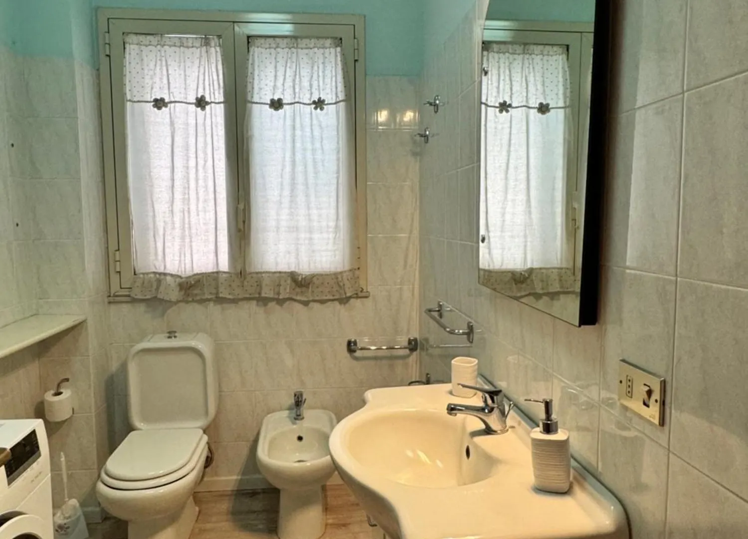 Casa Carolina, A 20 Metri Dal Mare In Pieno Centro Apartment Aci Castello Italy